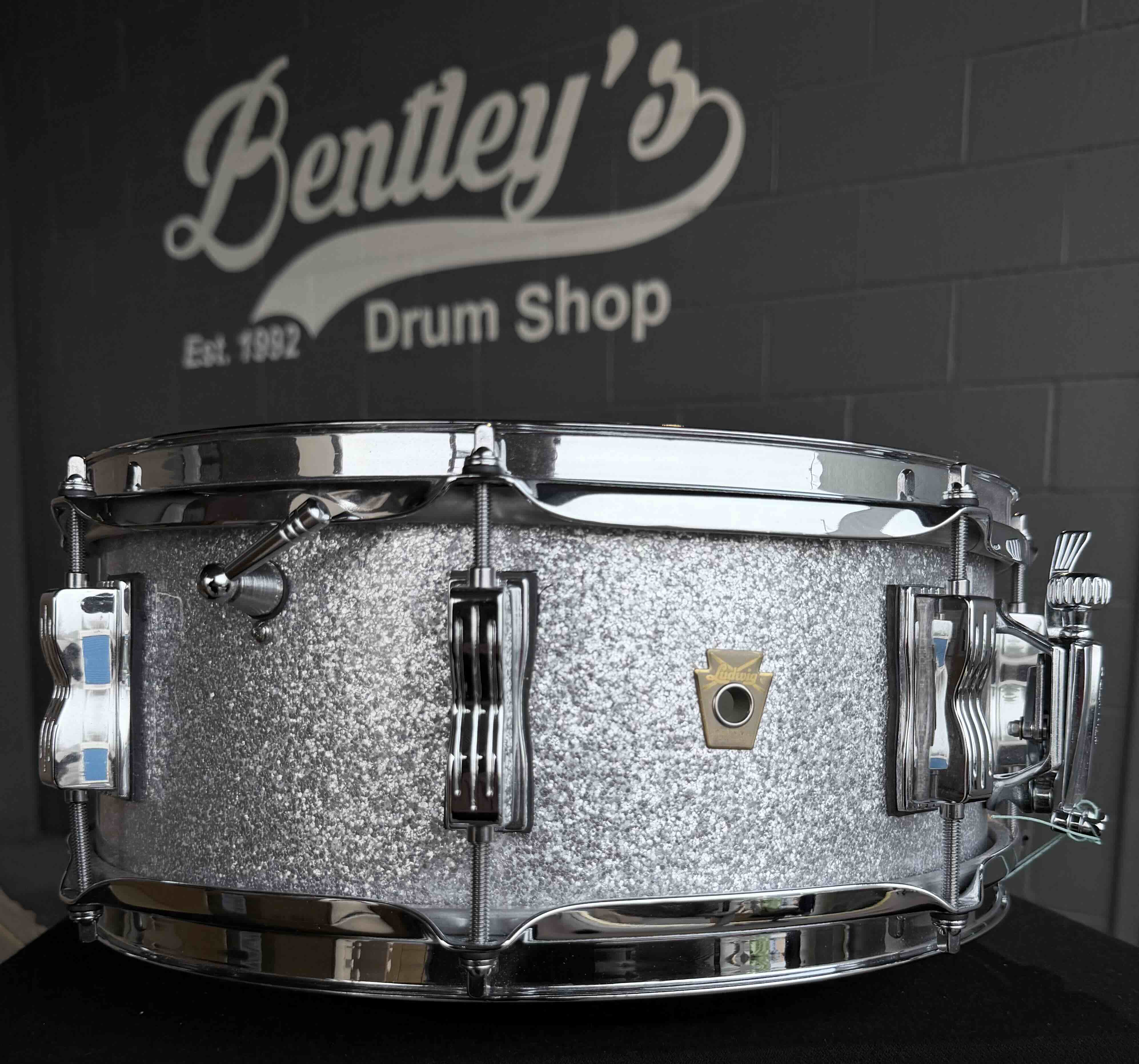 Ludwig Legacy Mahogany 'Jazz Fest' 5.5x14 Snare Drum in Silver Sparkle (Rm 4)