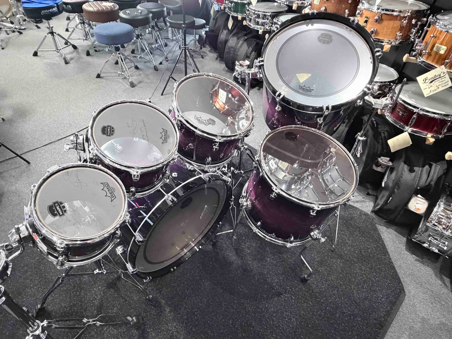 ~WOW!~ Mapex Saturn VI Maple/Walnut Hybrid 6-Piece 8/10/12/16/18/22 Drum Kit Set in Royal Purple Burst Gloss Lacquer (Displayed at 2026 NAMM Show!)