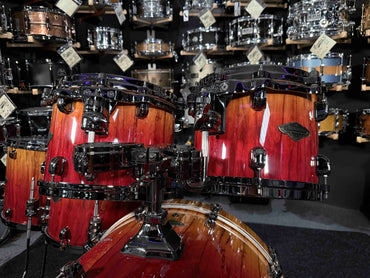 ~LIMITED EDITION~ TAMA Starclassic Walnut/Birch 5-Piece 10/12/14/16/22 Drum Kit Set in Vermillion Bosse Fonce Fade w/ Black Nickel Hardware (Open Box)