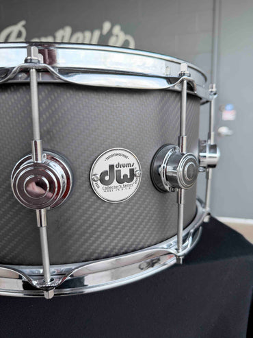 Caisse claire en fibre de carbone DW 6,5 x 14 pouces avec matériel chromé