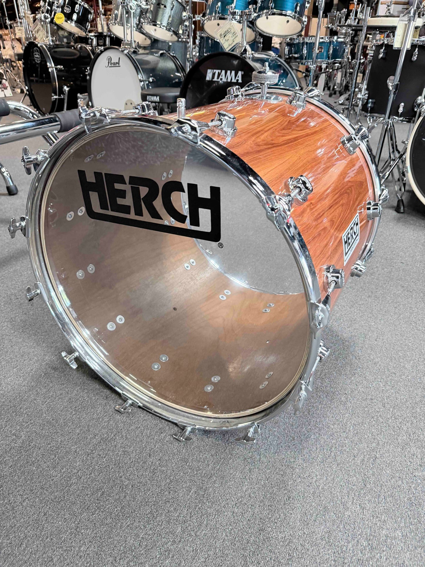 Herch Percussion Banda 20x22" Tambora Bass Drum in Mahogany Veneer & Chrome Hoops with a FREE Case
