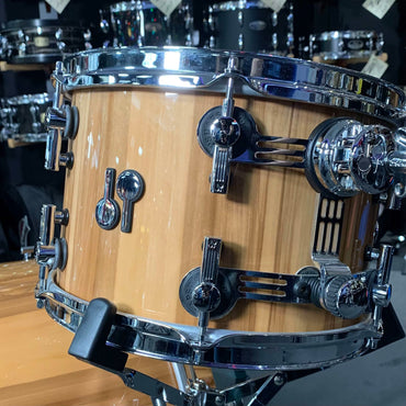 Sonor SQ2 Medium Maple 12/14/20 Drum Kit Set in American Walnut Veneer High Gloss Outer & Matching Semi-Gloss Interior w/ Chrome Hardware (Store Demo)