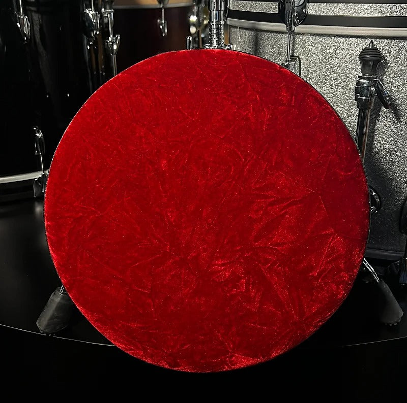 Trône à tambour rond Pork Pie avec dessus en écrasement rouge et côtés scintillants en charbon de bois