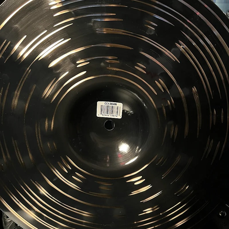 Hi-hats Meinl Classic Custom Dark de 13" CC13DAH