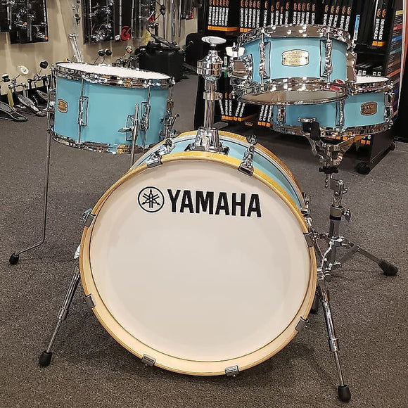 Yamaha 10/13/20 Stage Custom Hip Gig Drum Kit Set in Matte Surf Green w/ Matching 13