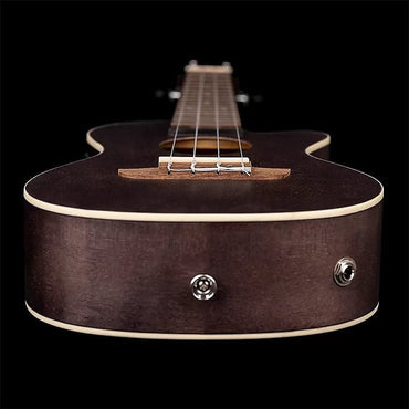 Ukelele de concierto A/E serie Earth RUCOAL-CE de Ortega Guitars en negro transparente