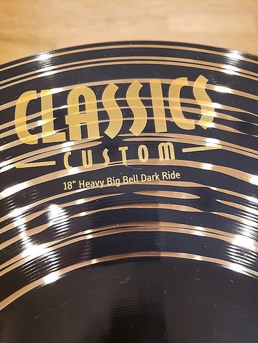 Platillo ride Meinl CC18HBBDAR de 18" Classics Custom Dark Heavy Big Bell con video de demostración