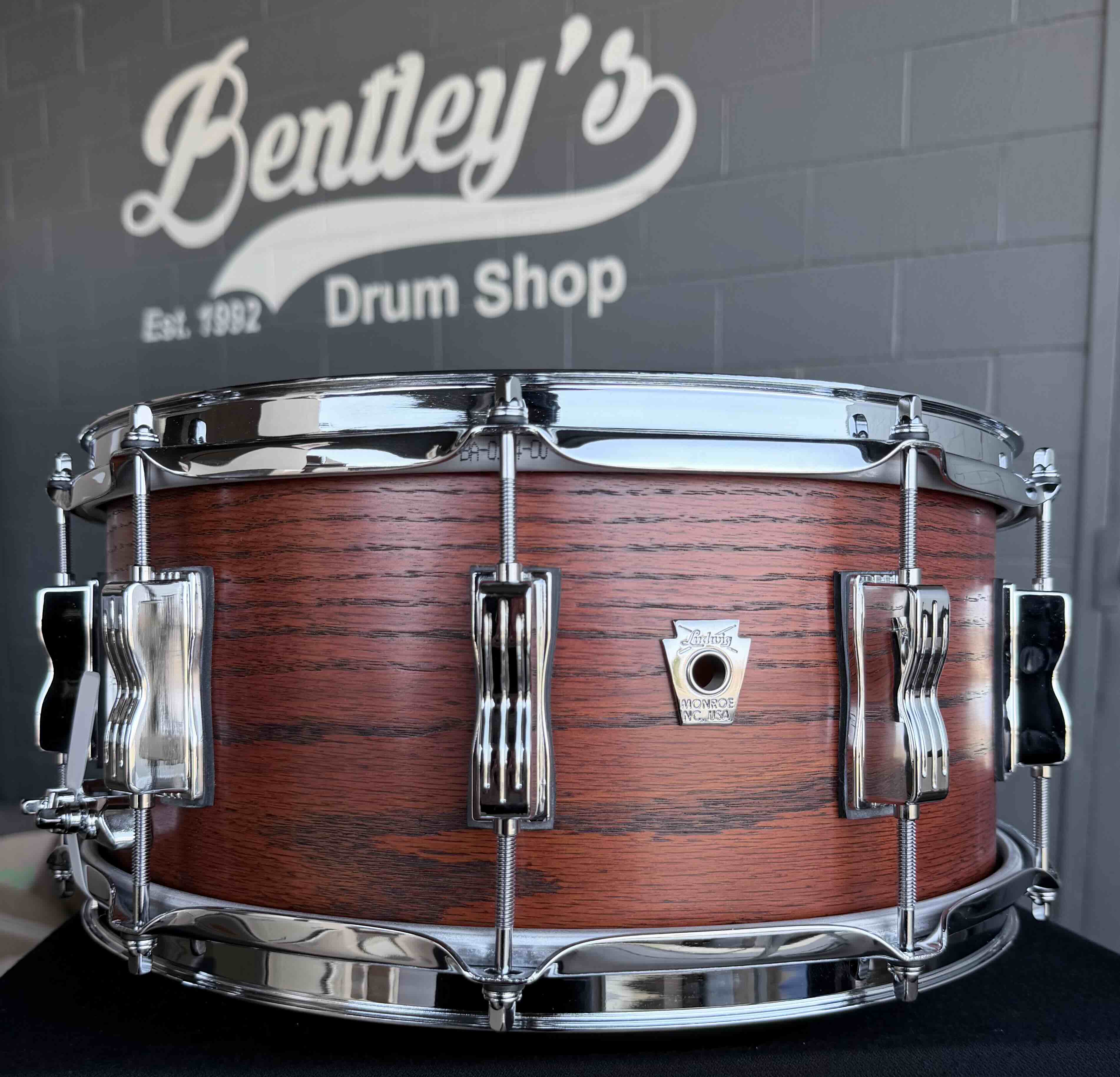 Ludwig Classic Oak 6.5x14 Snare Drum in Tennessee Whiskey (Displayed at 2026 NAMM Show!)