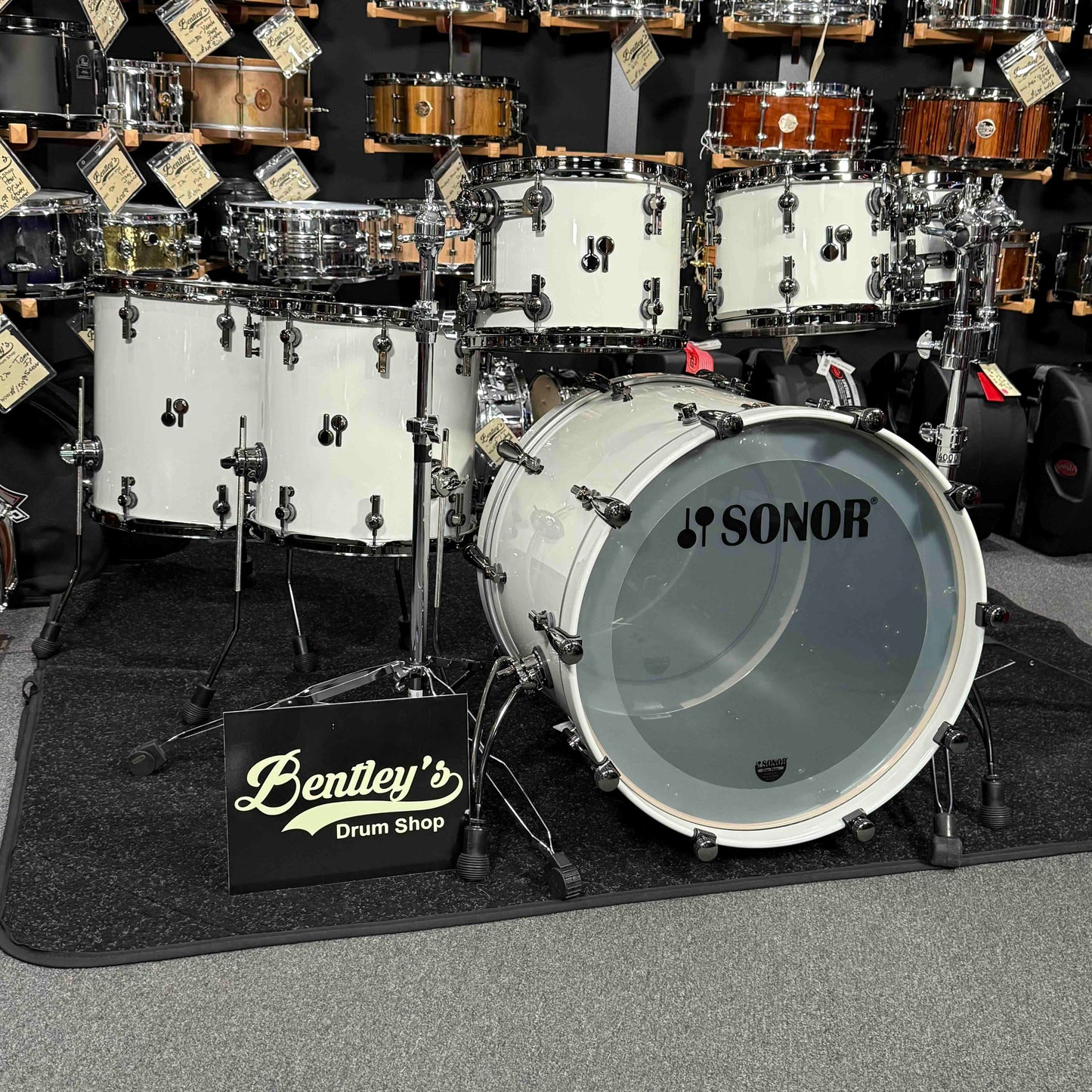 ~WOW!~ Sonor SQ2 Medium Beech 6-Piece 8/10/12/14/16/22 Drum Kit Set in Papyrus White Lacquer & Black Semi-Gloss Interior with Ruthenium Black Nickel Hardware