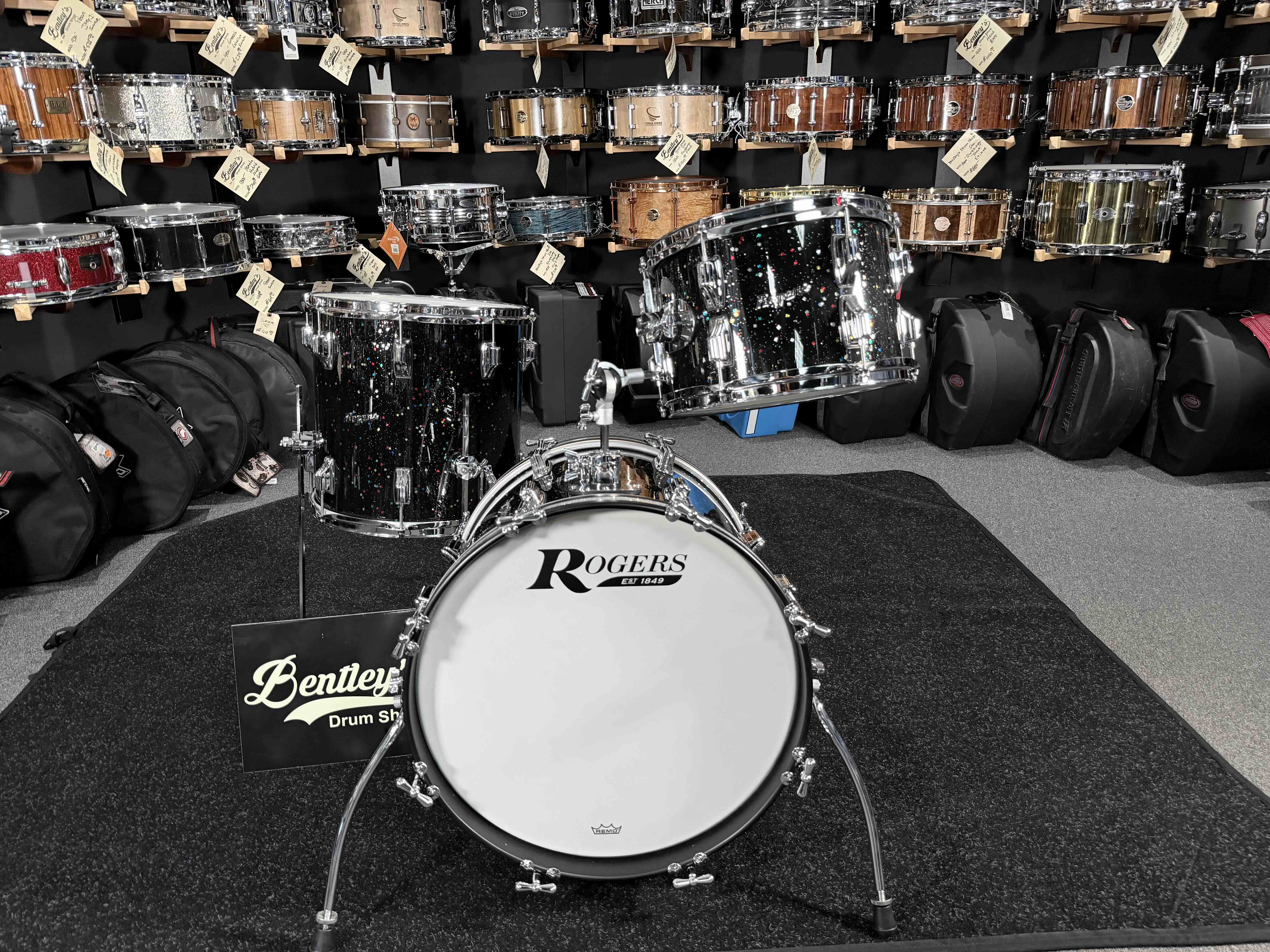 ~BENTLEY'S EXCLUSIVE~ Rogers Cleveland Series 3-Piece 12/14/18 Bop Drum Kit Set in Mardi Gras Lacquer