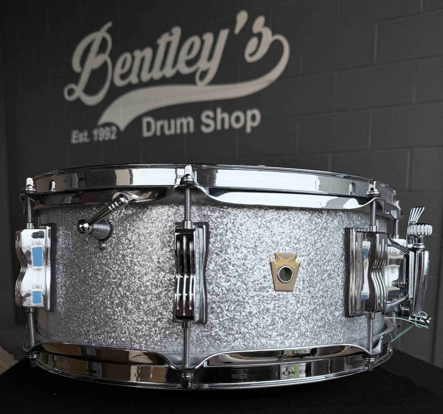 Ludwig Legacy Mahogany 'Jazz Fest' 5.5x14 Snare Drum in Silver Sparkle (Rm 4)