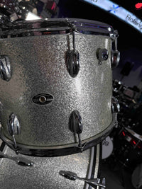 ~WOW!~ Vintage Mid-1970's Slingerland 3-ply Maple 4-Piece 13/14/18/24 Drum Kit Set in Silver Sparkle