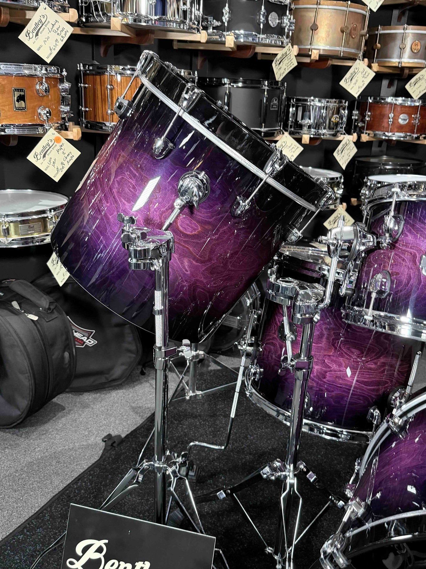 ~WOW!~ Mapex Saturn VI Maple/Walnut Hybrid 6-Piece 8/10/12/16/18/22 Drum Kit Set in Royal Purple Burst Gloss Lacquer (Displayed at 2026 NAMM Show!)