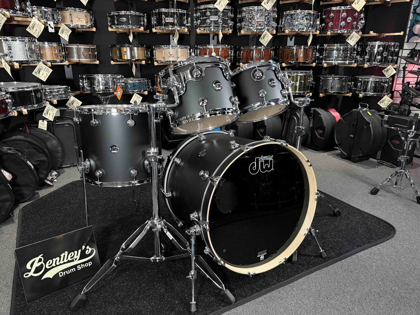 ~RARE~ DW Performance Series 4-Piece 10/12/16/22 Drum Kit Set in Satin Black Lacquer