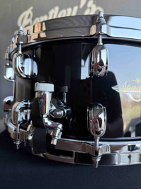 TAMA Starclassic Maple 6.5x14 Snare Drum in Piano Black Gloss Lacquer w/ Chrome Hardware