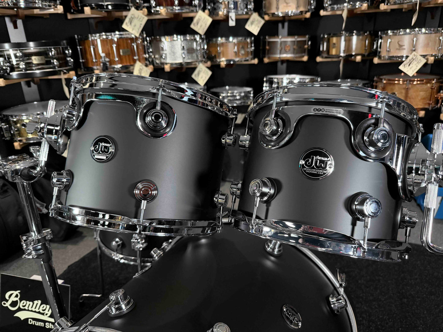 ~RARE~ DW Performance Series 5-Piece 10/12/16/22 Drum Kit Set in Satin Black Lacquer w/ Matching 6.5x14 Snare Drum