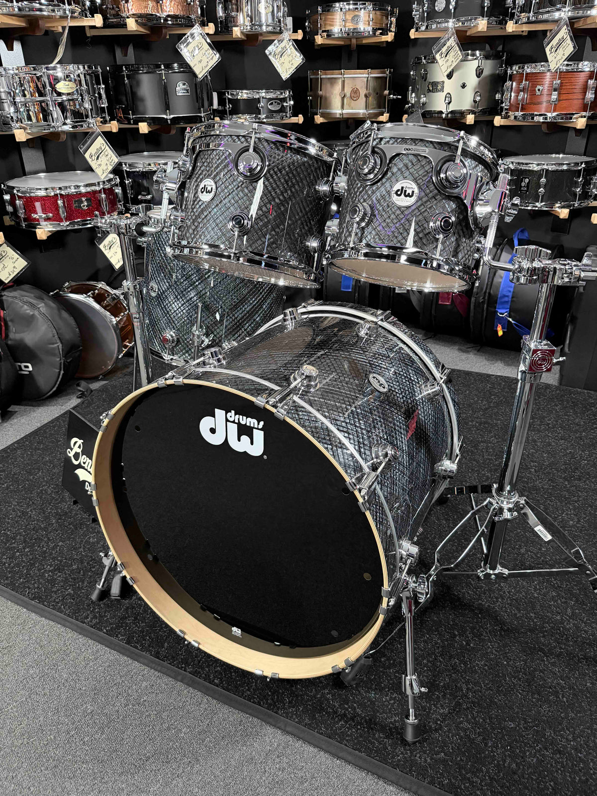 ~WOW!~ DW Collector's Series SSC Pure Maple 4-Piece 10/12/16/22 Drum Kit Set in Grey Crystal FinishPly with Chrome Hardware