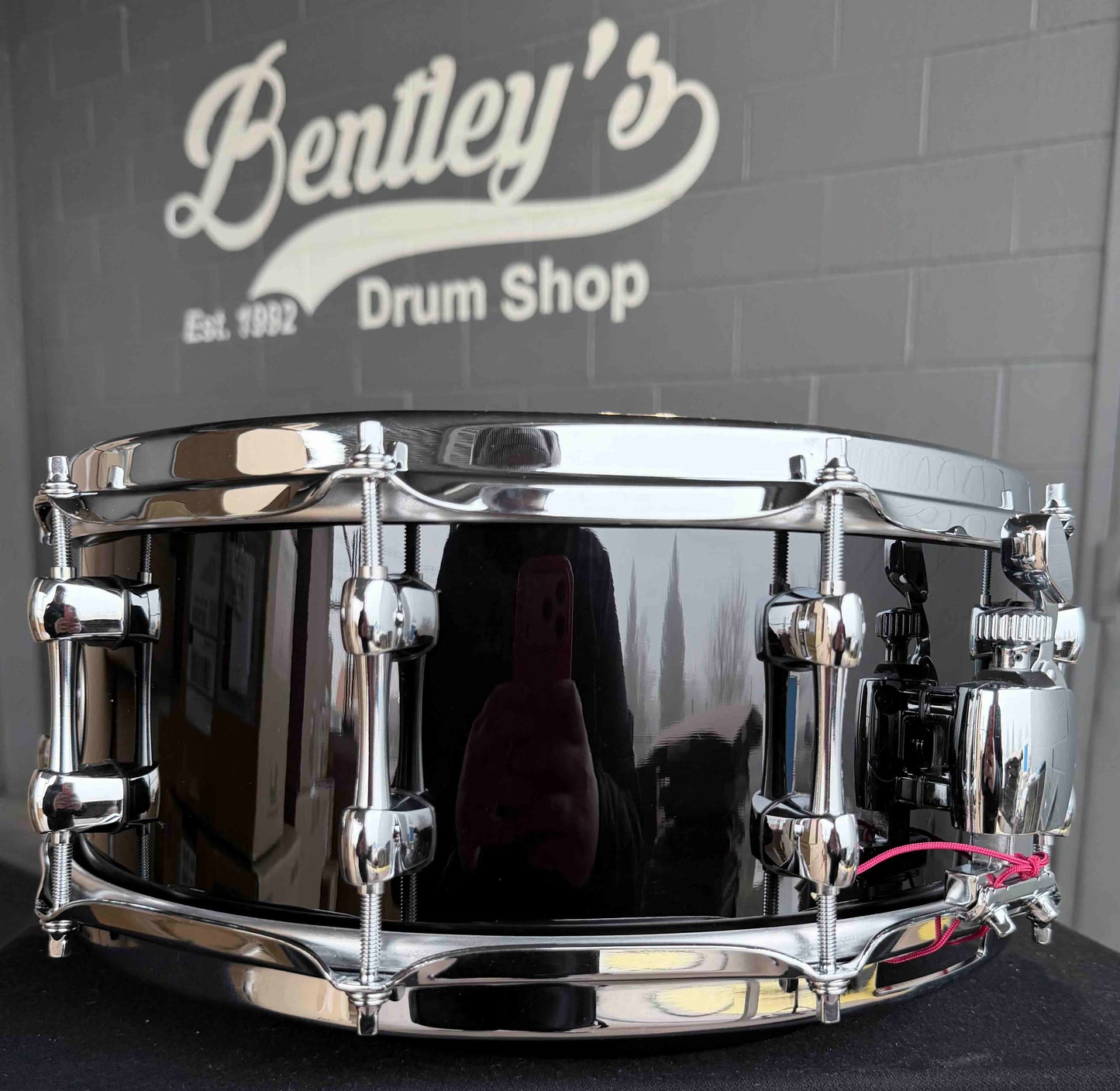 Sakae Maple 5.5x14 Snare Drum in Piano Black Gloss