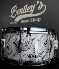 ~BENTLEY'S EXCLUSIVE!~ Ludwig Classic Maple 6.5x14 Snare Drum in Top Hat & Cane White Marine Pearl w/ Imperial Lugs