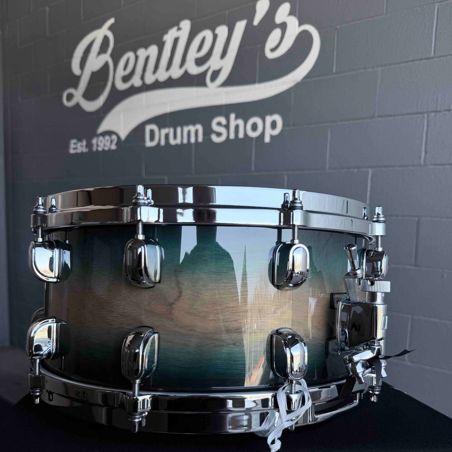 ~WOW!~ TAMA Starclassic Maple 6.5x14 Snare Drum in Emerald Pacific Walnut Burst w/ Chrome Hardware