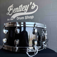 TAMA Starclassic Maple 6.5x14 Snare Drum in Piano Black Gloss Lacquer w/ Chrome Hardware