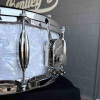 ~NEW!~ Slingerland RadioKing Artist Mahogany/Poplar 5.5x14 Snare Drum in White Marine Pearl with Nickel Hardware