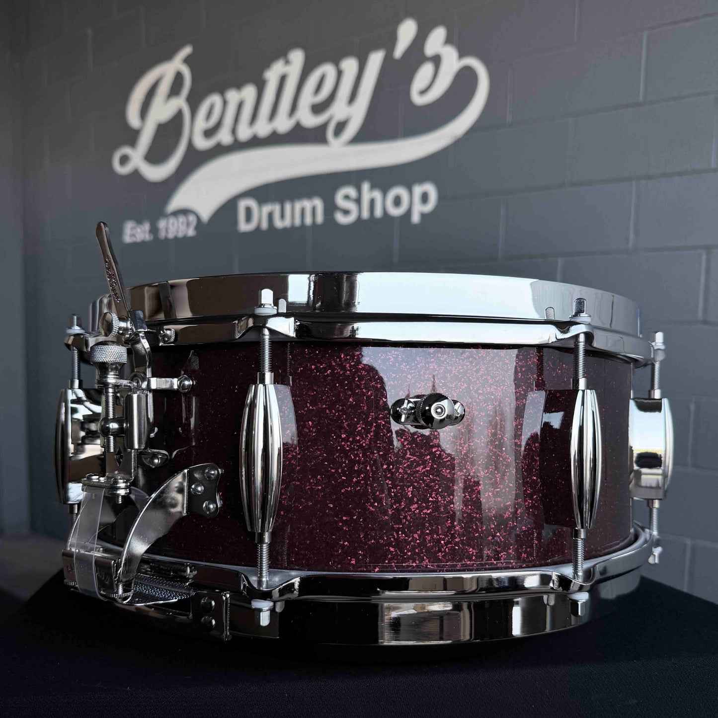 ~NEW!~ Slingerland RadioKing Solid Shell Maple 5.5x14 Snare Drum in Maroon Glass Glitter with Nickel Hardware