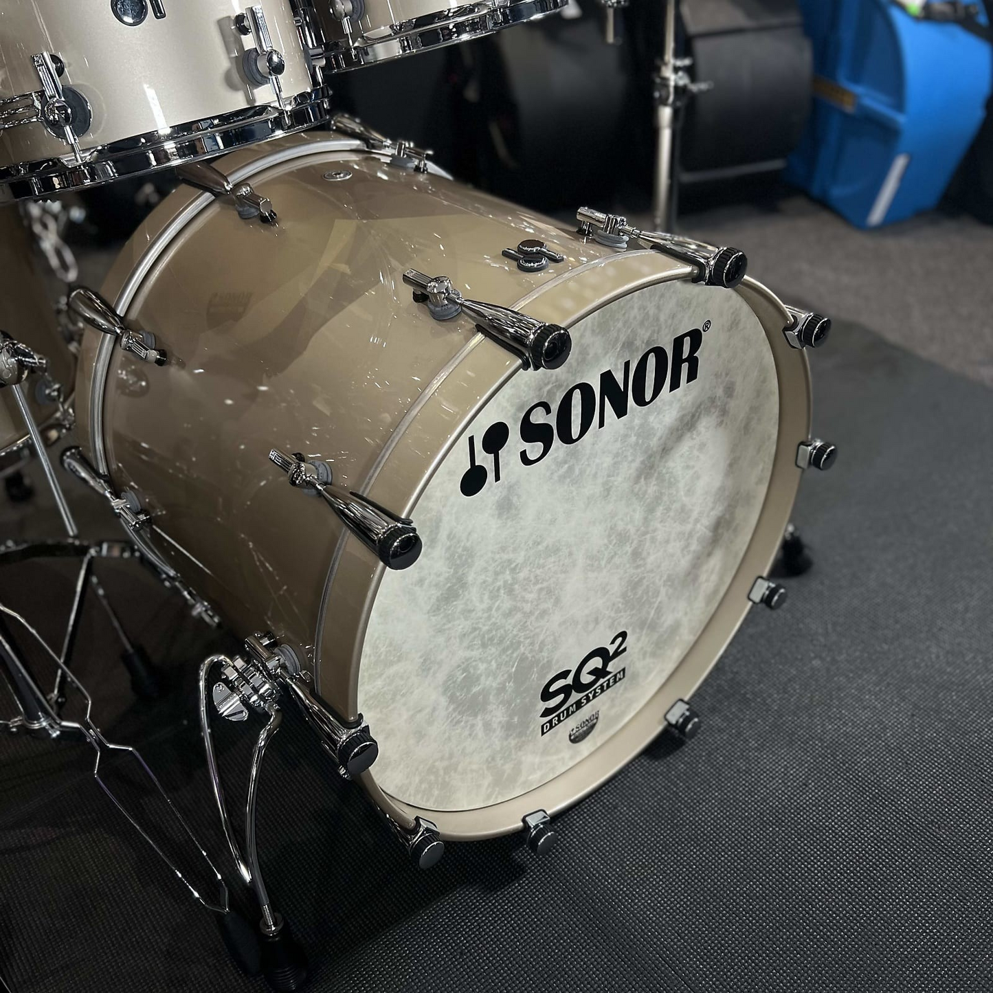 Sonor SQ2 Beechwood 10/12/16/22" Drum Set Kit in Brilliant Champagne Sparkle High Gloss