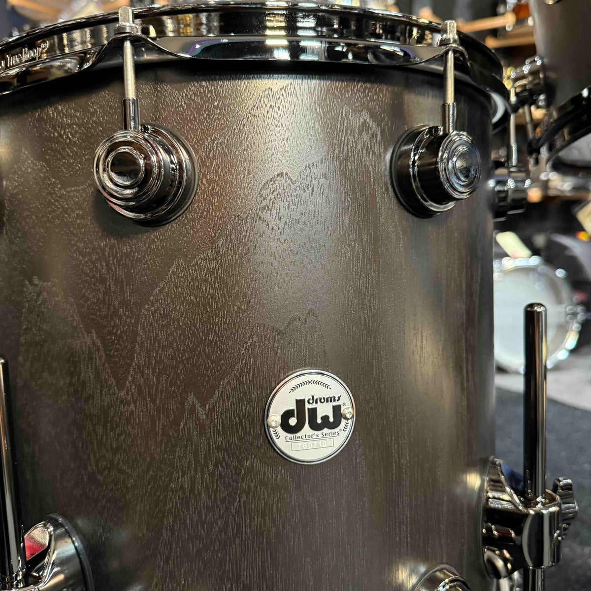 ~WOW!~ DW Collector's Series Pure Walnut 5-Piece 10/12/14/16/22 Drum Kit Set in Ebony Satin Oil with Black Nickel Hardware