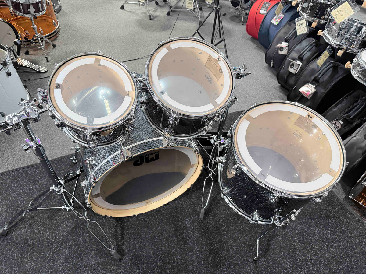 ~WOW!~ DW Collector's Series SSC Pure Maple 4-Piece 10/12/16/22 Drum Kit Set in Grey Crystal FinishPly with Chrome Hardware