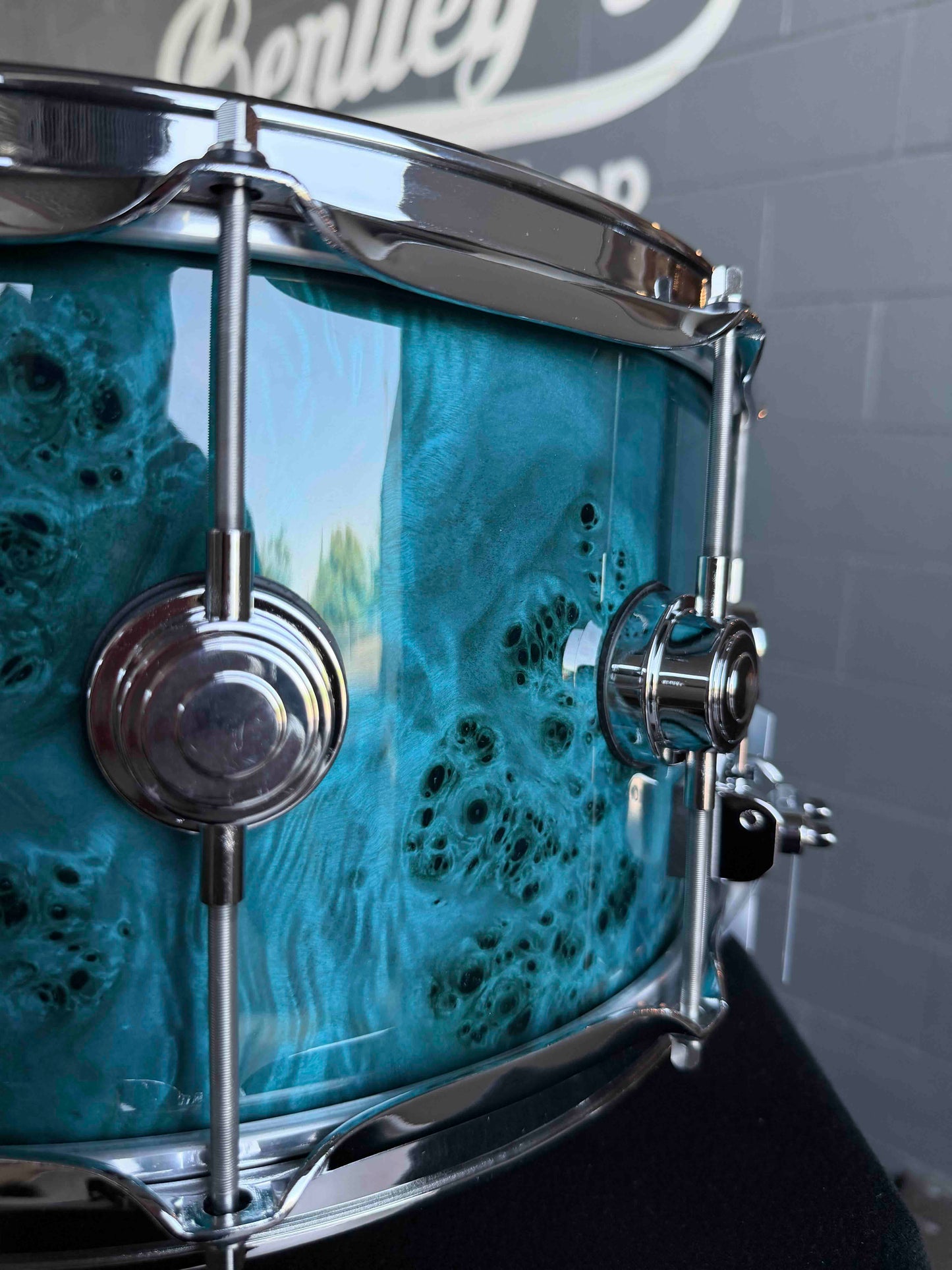 ~WOW!~ DW Collector's Series Maple/Mahogany 7x14 Snare Drum in Sapphire Gloss Lacquer over Exotic Mapa Burl with Chrome Hardware