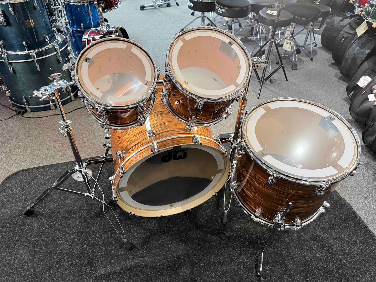~RARE~ DW Performance Series 5-Piece 10/12/16/22 Drum Kit Set in Bronze Oyster FinishPly w/ Matching 6.5x14 Snare Drum