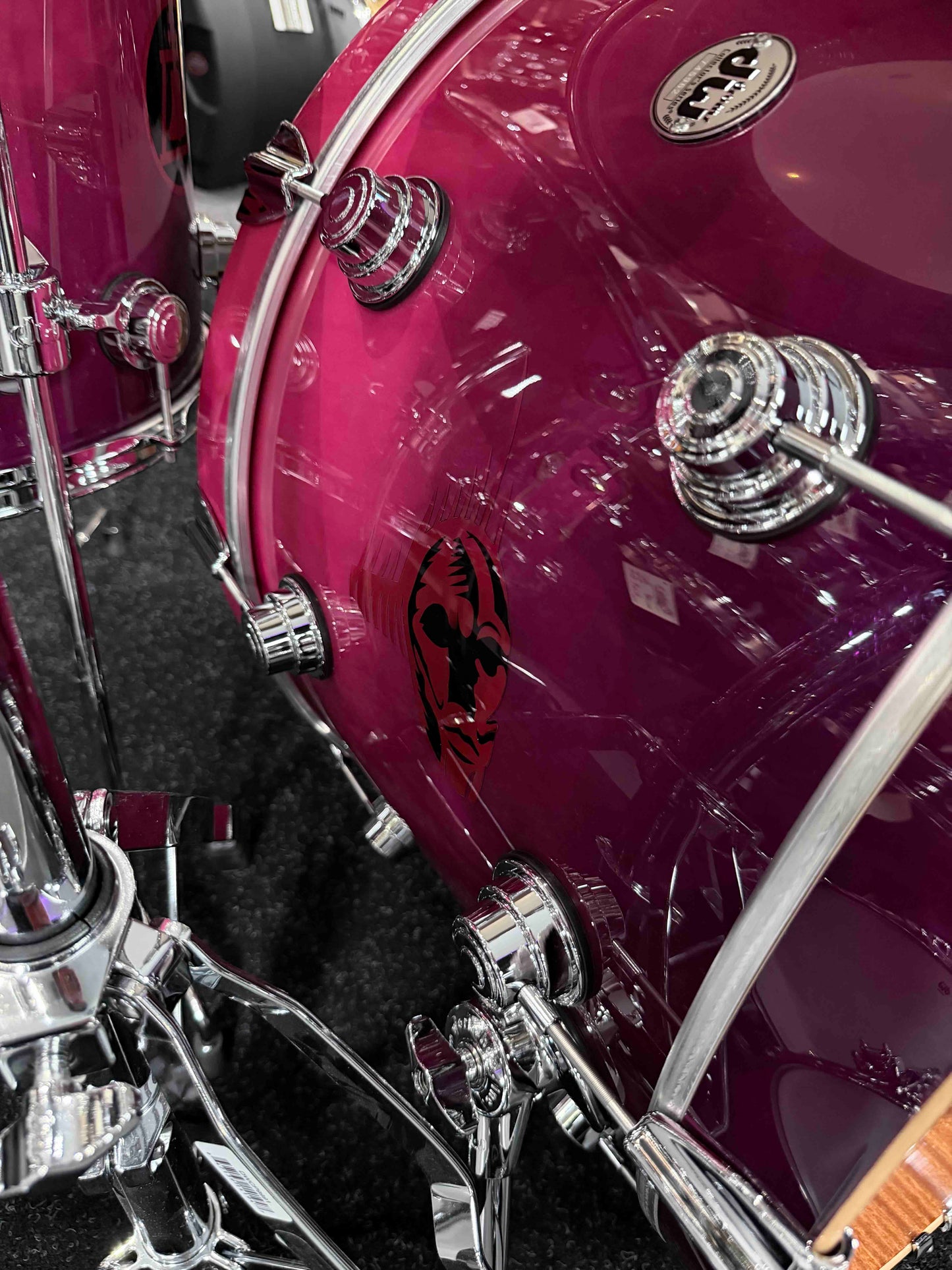 ~WOW!~ DW Collector's Mike Cosgrove of Alien Ant Farm's 8-Piece Custom Drum Kit Set