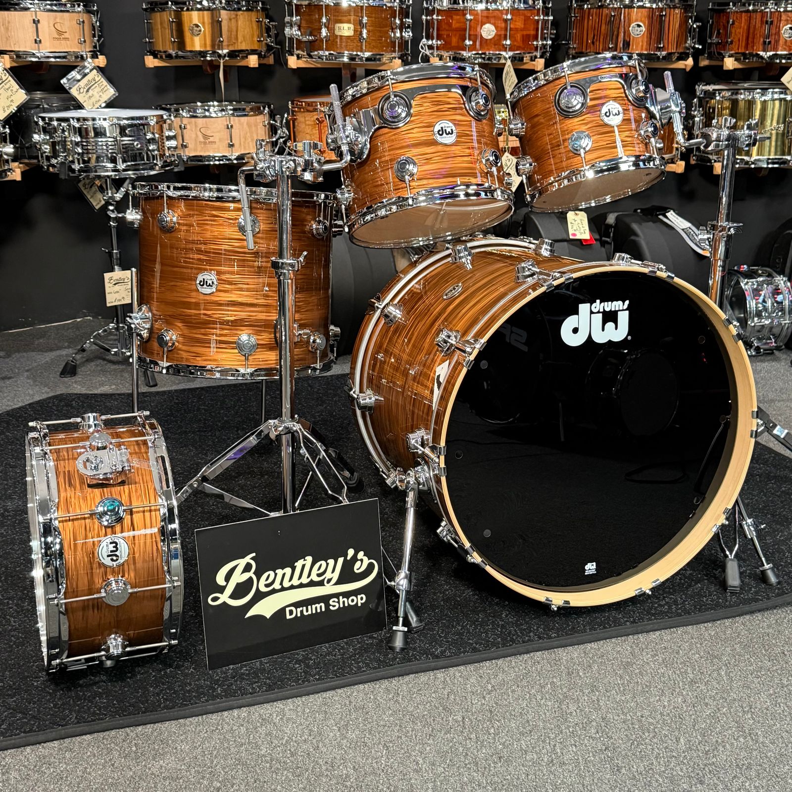 ~WOW!~ DW Collectors Series SSC Maple 4-Piece 10/12/16/22 Drum Kit Set w/ Matching Snare Drum in Bronze Oyster FinishPly with Chrome Hardware