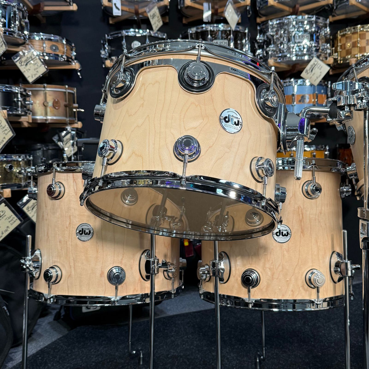 ~WOW!~ DW Collector's SonicPly Maple/Aluminum 7-Piece 10/12/13/14/15/16/22 Drum Kit Set in Natural Satin Oil over Figured Maple with Chrome Hardware (Rm4)