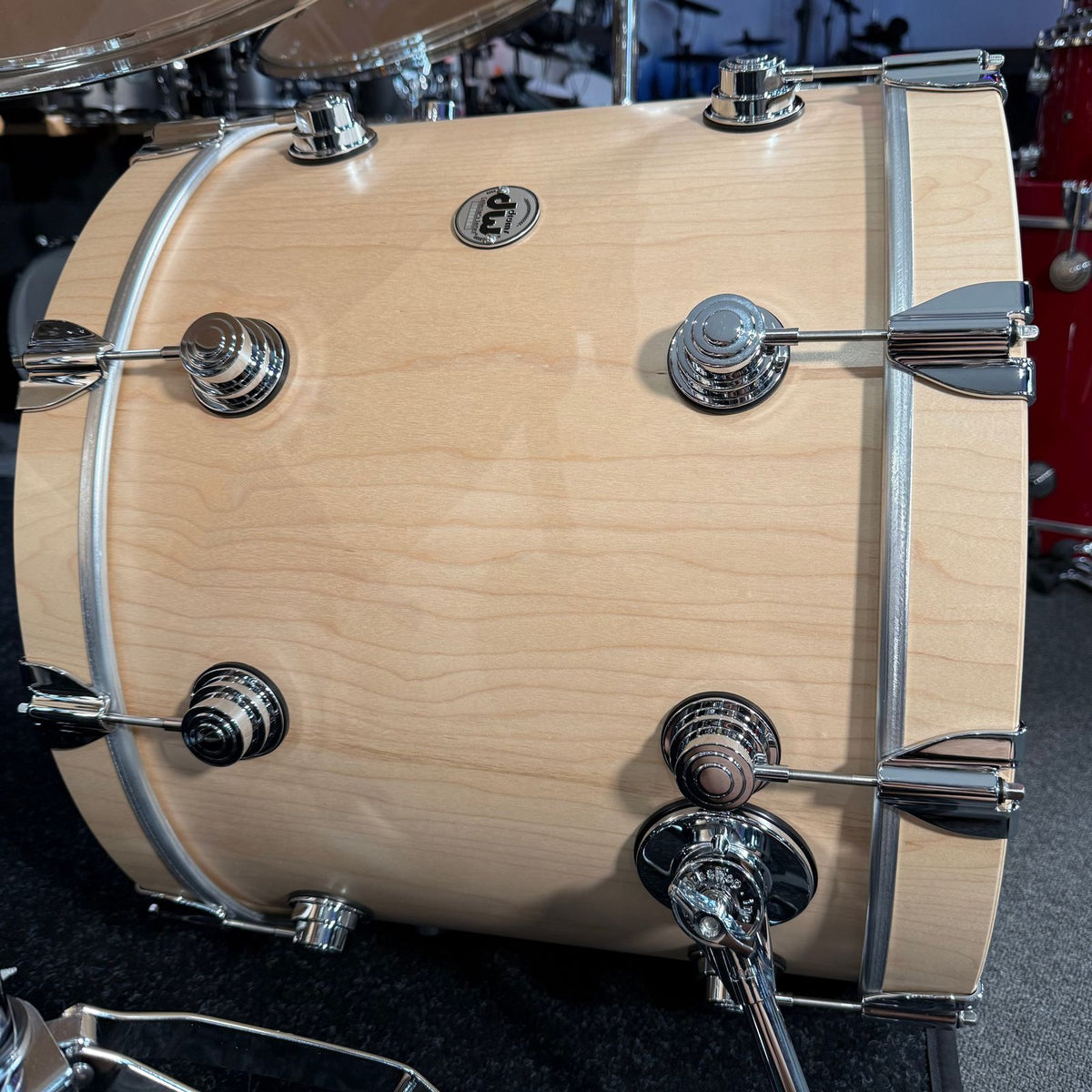 ~WOW!~ DW Collector's SonicPly Maple/Aluminum 7-Piece 10/12/13/14/15/16/22 Drum Kit Set in Natural Satin Oil over Figured Maple with Chrome Hardware (Rm4)