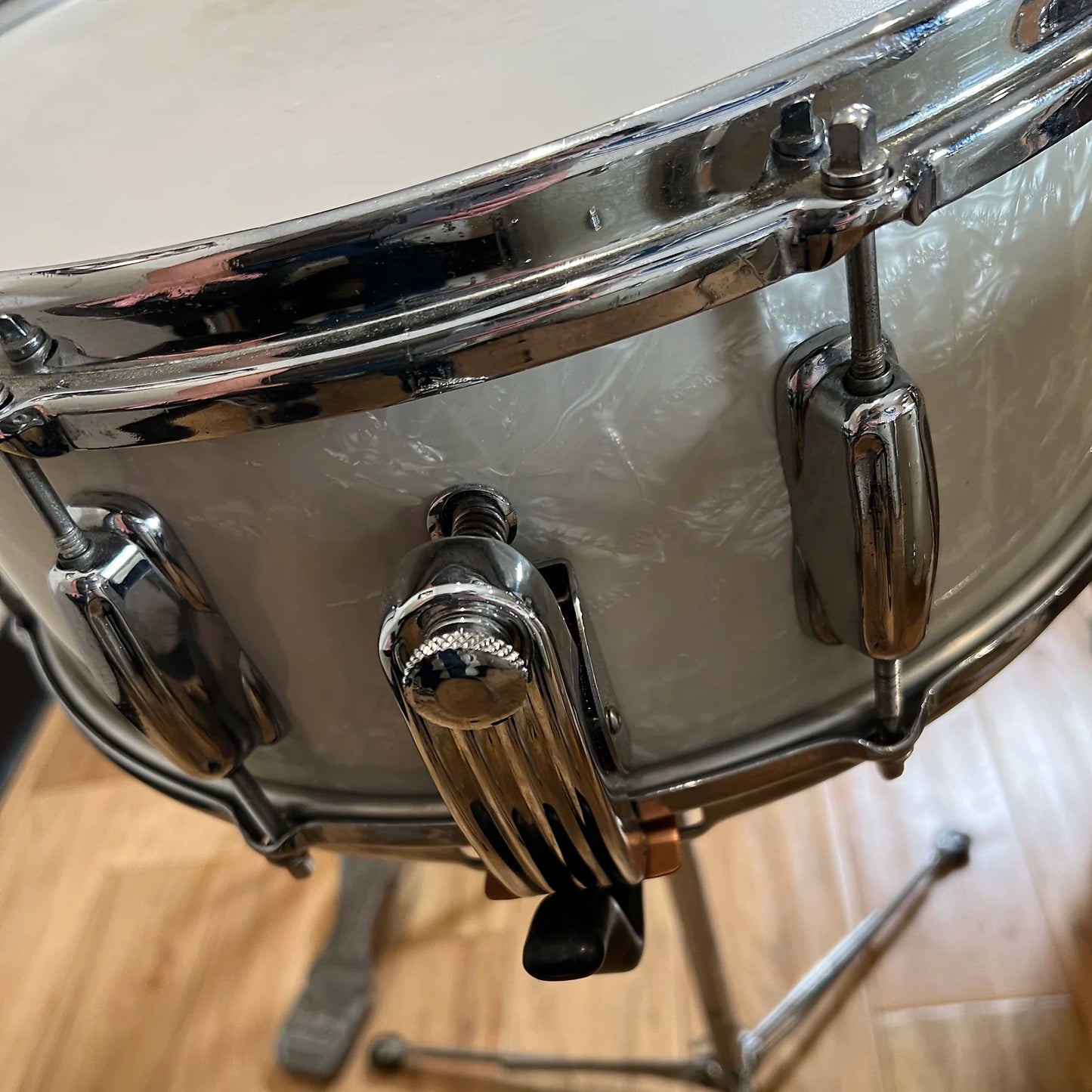 *RARE* Vintage 60's Slingerland Gene Krupa 13/16/20 Floor Tom/22" Drum Set Kit in White Marine Pearl (Complete w/ Hardware & Super Gene Krupa Solid 1-Ply Maple RadioKing Snare)