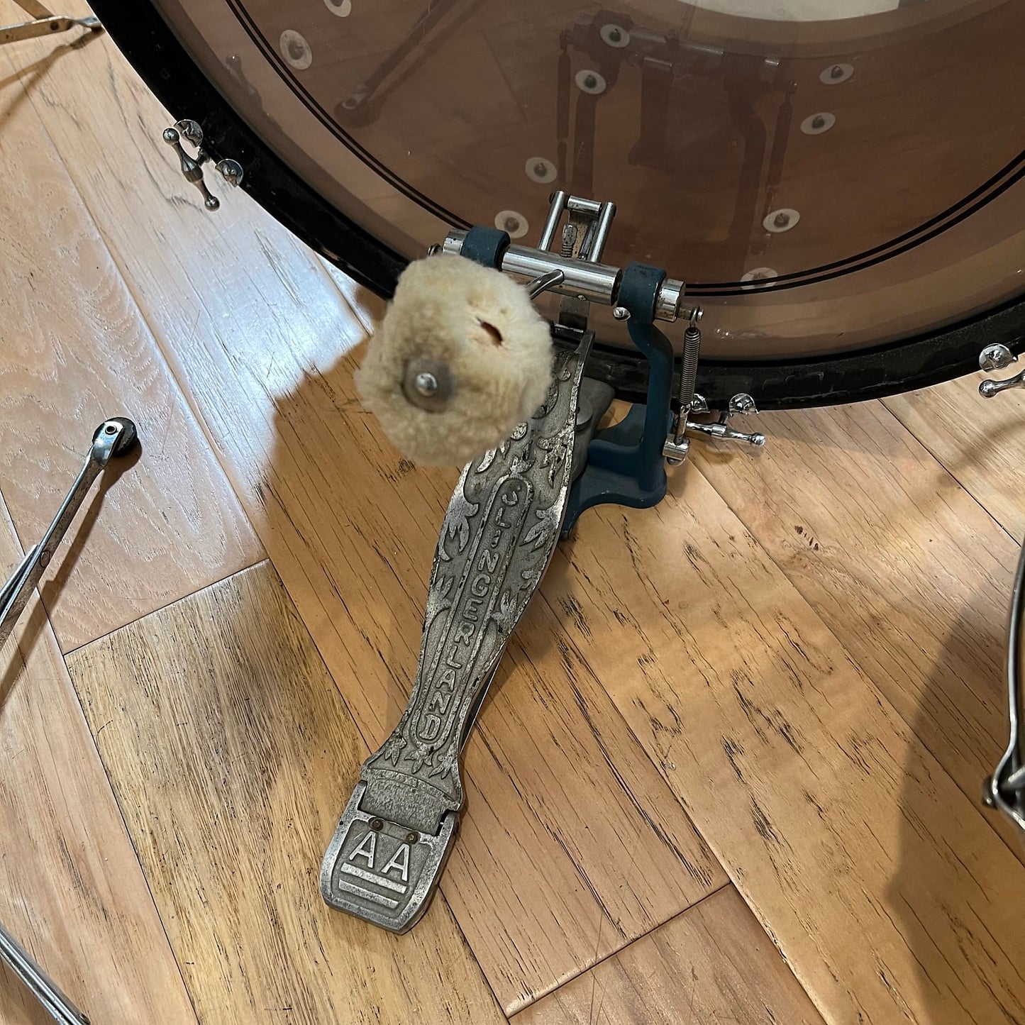 *RARE* Vintage 60's Slingerland Gene Krupa 13/16/20 Floor Tom/22" Drum Set Kit in White Marine Pearl (Complete w/ Hardware & Super Gene Krupa Solid 1-Ply Maple RadioKing Snare)