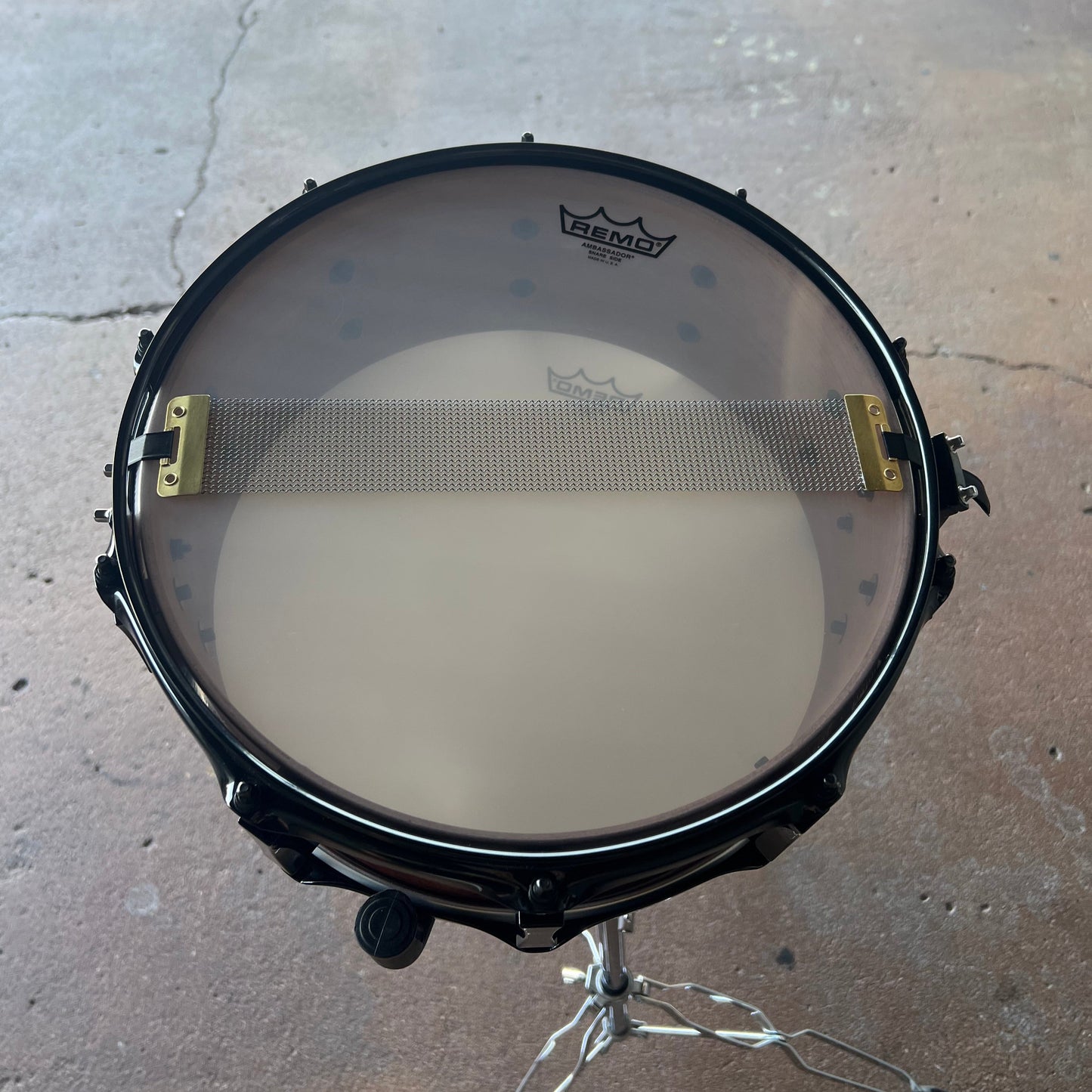 Caisse claire Pork Pie USA Custom 5,5 x 14 po 10 plis en bubinga pur avec matériel noir et satin matelassé