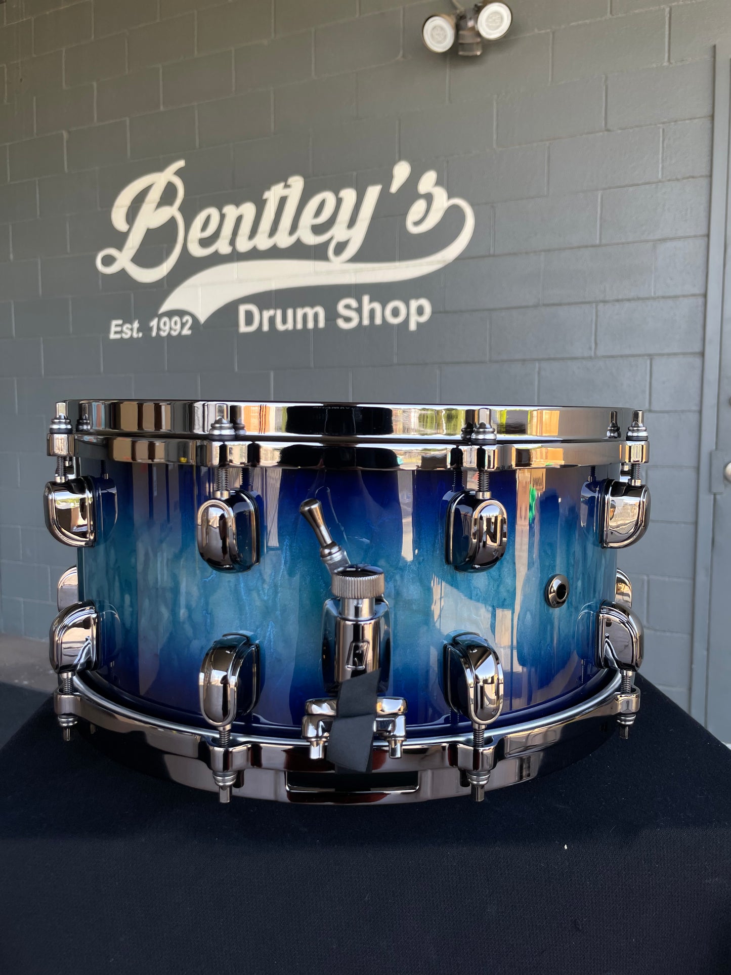 TAMA Starclassic Maple 6.5x14 Snare Drum in Molten Electric Blue Burst Lacquer w/ Black Nickel Hardware