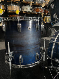 Ludwig Classic Oak Studio 4-Piece 10/12/16/22 Drum Kit Set in Blue Burst Satin Stain