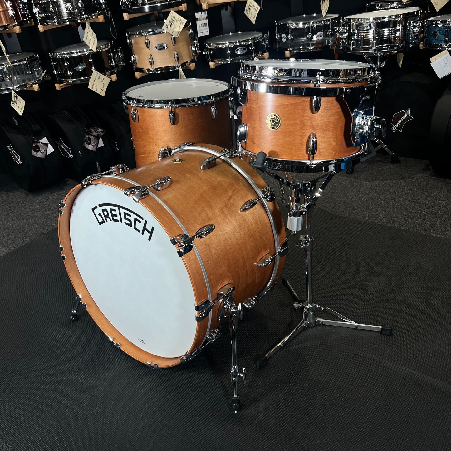 Gretsch Broadkaster 12/16/22" Drum Set Kit in Satin Natural