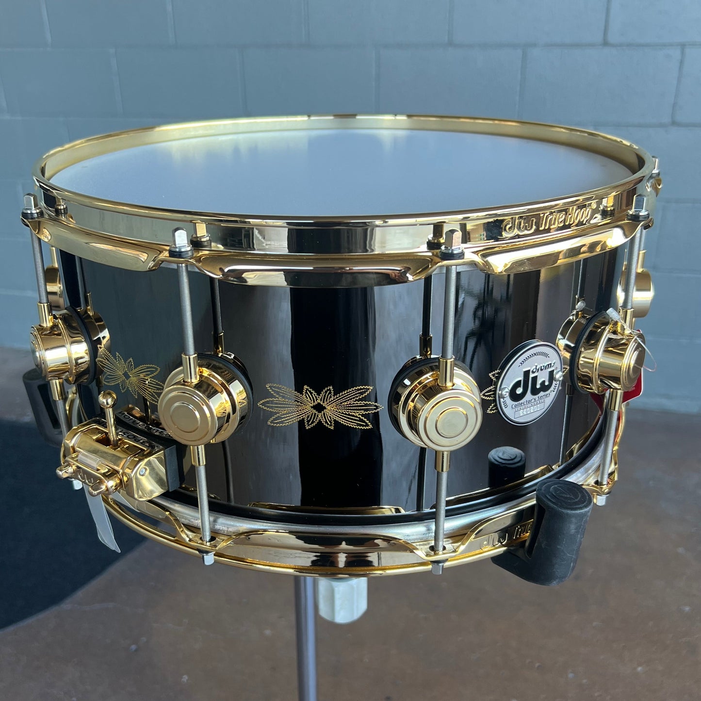 RARE DW Collector's Series 6.5x14" Engraved Floral Black Nickel Over Brass Snare Drum w/Gold Hardware