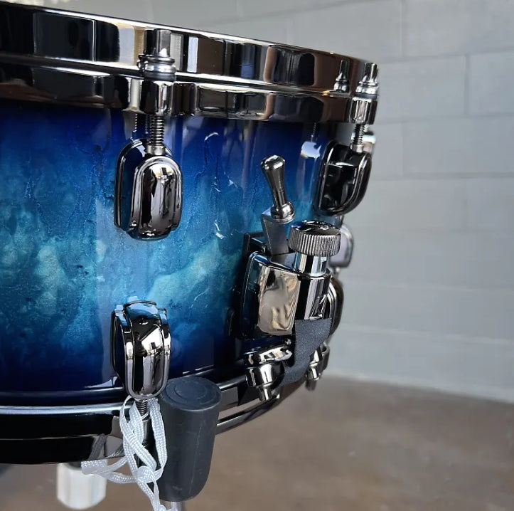 Tama MAS1465BNMEB Starclassic Maple 6.5x14" Snare Drum in Molten Electric Blue Burst