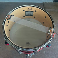 Caisse claire complète Pearl MCT1465S/C346 Masters Maple 6,5 x 14 po en Vermilion Sparkle #346 *EN STOCK*