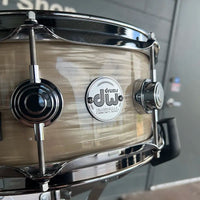 DW Collector's Series 5x13" Standard Maple Snare Drum in Crème Oyster FinishPly w/ Chrome Hardware