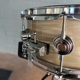 DW Collector's Series 5x13" Standard Maple Snare Drum in Crème Oyster FinishPly w/ Chrome Hardware