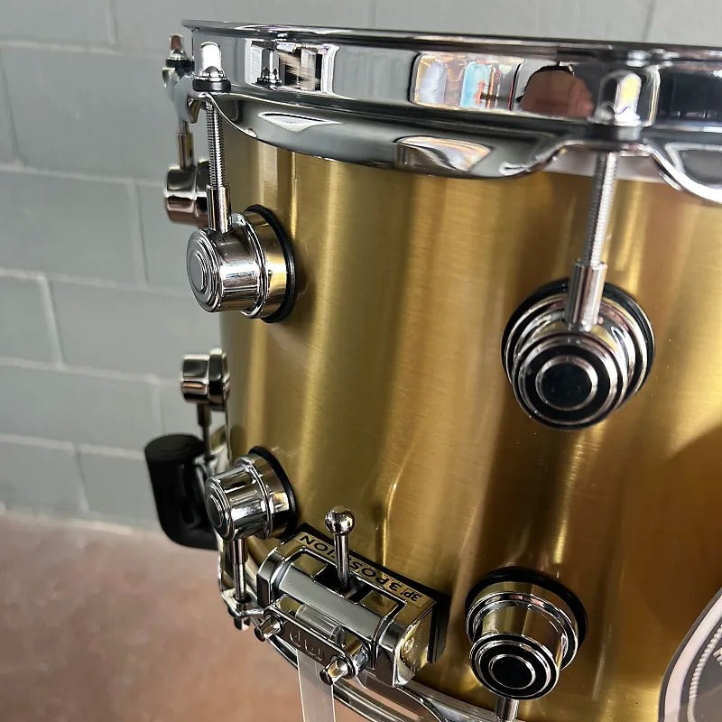 DW DRPM0814SSBP Performance Series 8x14" 1mm Polished Brass Snare Drum