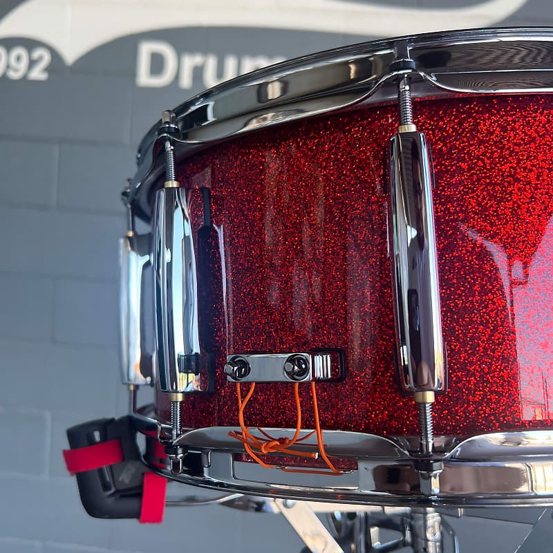 Caisse claire complète Pearl MCT1465S/C346 Masters Maple 6,5 x 14 po en Vermilion Sparkle #346 *EN STOCK*