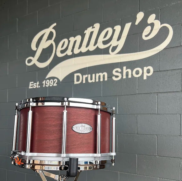 Pearl STH1465BR 6.5x14 SensiTone Heritage Alloy Black Brass Snare Dru –  Bentley's Drum Shop